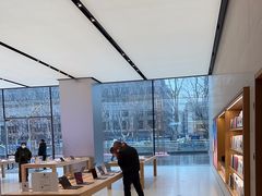 -Apple零售店(玄武湖店)