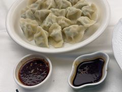 -品海楼·大连海胆锅贴馆(东港店)