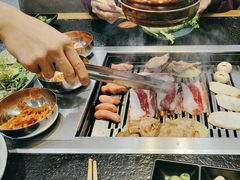 -臻牛烤肉