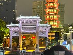 -绳金塔
