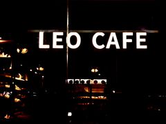 -LEO CAFE
