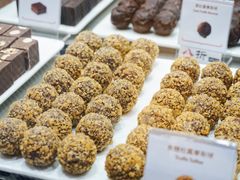 -VENCHI 闻绮(上海佛罗伦萨小镇店)
