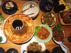 -觅山云南菜(泊富ICITY店)