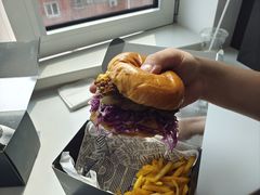 -TRIPS BURGER(大钟寺店)