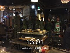 -佬革命主题火锅(玉沙路店)