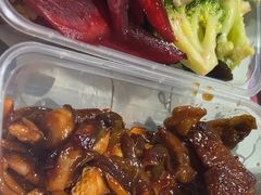 -南京金牛湖巨碗鱼头