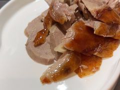 -三人行骨头王火锅(长寿店)