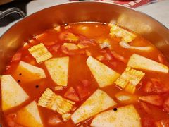 -尚尚仙·酸汤猪手·猪肚鸡火锅(华联万柳购物中心店)