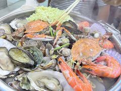 -老东镇啤酒屋海鲜加工·蒸汽海鲜·海鲜烧烤(台东店)
