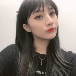 -时尚殿堂明星门店