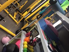 -可逸运动24小时健身