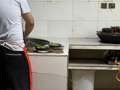 -乐山食古香跷脚牛肉