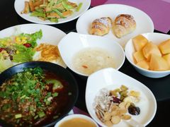 -成都保利公园皇冠假日酒店(熊猫基地店)