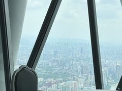 -广州塔卢特斯法国旋转餐厅