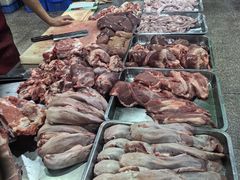 -标记美食新鲜猪杂(兴南大道店)