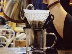 手冲咖啡-明谦·Coffee&Cocktail Bar(美您公园店)