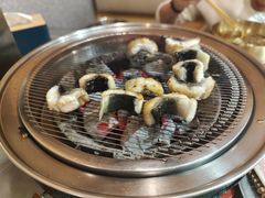 -围炉肉舍•炭烤活鳗•丹东海鲜烤肉(步行街店)