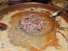 -洱火云南酸菜牛肉火锅(石景山当代商城店)