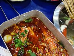 -马路边边串串香(苗栗路店)