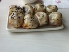 鲜肉生煎和虾仁生煎-咬不得高祖生煎·简餐(高银街店)