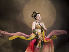 敦煌-九月鹰飞汉服摄影工作室