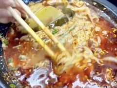 -曹宝林砂锅麻辣烫(星光路店)
