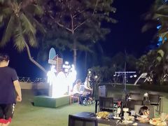 -JW万豪厨房餐厅·滨海草坪烧烤·海鲜·海景(三亚绿发山海天JW万豪酒店)