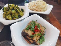 -三里屯土灶炖公鸡地锅鸡(江东店)