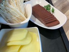 -热火朝天鲜切牛肉火锅(南强街巷店)