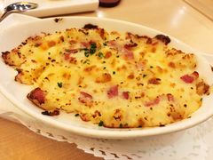 -必胜客(新中纬店)