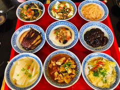 -蓝田九大碗民俗食府(蓝田店)