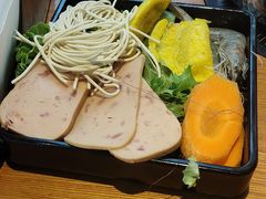 -呷哺呷哺(松北万象汇店)