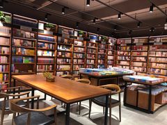 -新华书店(永安路店)