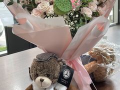 -上海星瀚奔驰4S店(红柳路店)