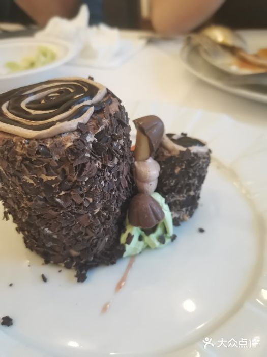 莫斯科餐厅招牌树根蛋糕图片
