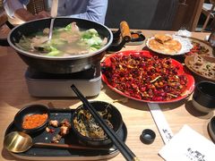 -川堂风·跷脚牛肉·乐山爆炒(宝山日月光店)