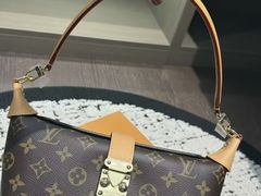 -小飞侠奢侈品回收 寄卖 养护(宝山宝龙广场店)