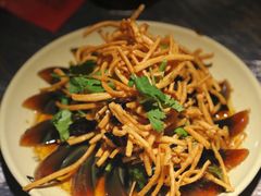 -巴厘龙虾·榜首油焖大虾(音乐学院·沿江酒馆店)