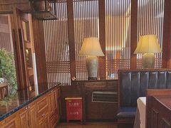 -八府香鸭·啫啫煲(华山路店)