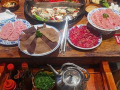 -周小明火锅(黑金冠社区店)