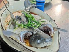 清蒸瘦身婉鱼-古榕农庄·桑拿簸箕菜·招牌泥焗鸡(清远长隆店)