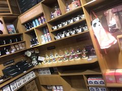 -熊猫屋(宽窄巷子景区店)