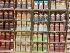 零售区-VENCHI 闻绮(北京国贸商城店)