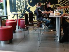 大堂-麦当劳(田林好又多店)