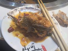 -哈尔滨烧烤·山河村铁锅炖(交大店)