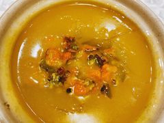蟹黄鱼翅-新光酒家·河豚·海鲜·蟹料理(浦东店)