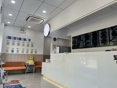 -申普宠物医院·眼科·心内科·影像科(普陀分院)