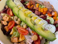 Famous考伯沙拉-Famous肥猫墨西哥音乐餐吧(五棵松华熙LIVE店)