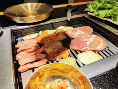-臻牛烤肉