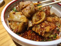 -八二小区抄手(龙湖上城天街店)